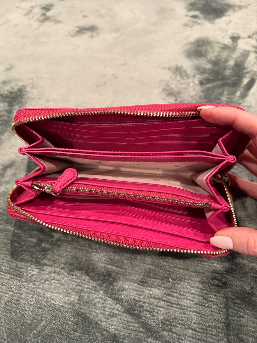 kate spade Pink Cheshire Cat Checker Zip Wallet - like new condition - Picture 4 of 5
